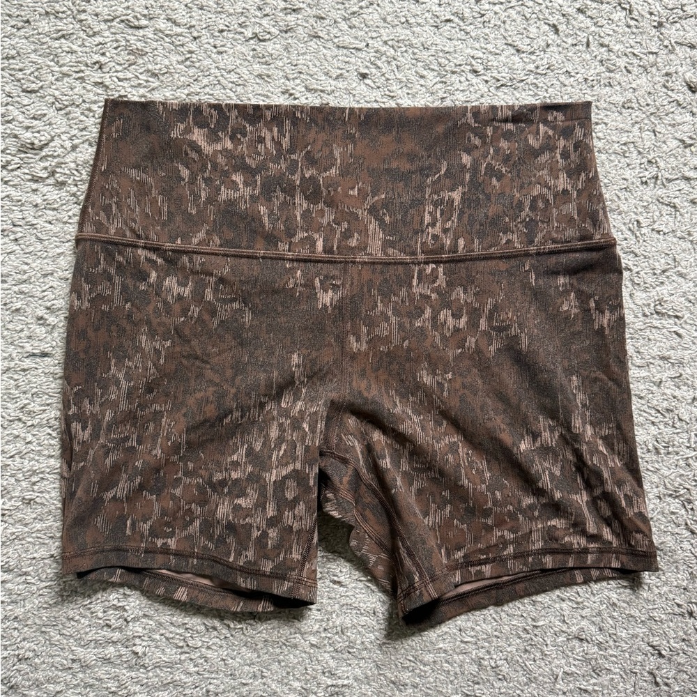 Lululemon align short